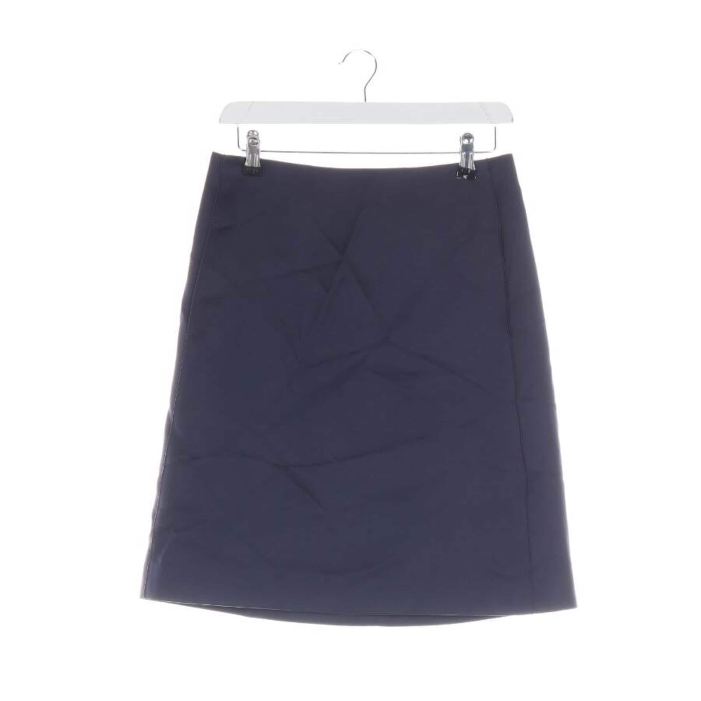 Windsor Skirt in XS in Blue: front