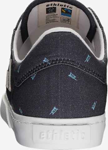 Ethletic Sneakers in Blue: front
