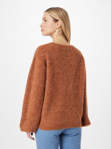 PULZ Jeans Sweater 'IRIS' in Brown