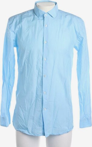 HUGO Button Up Shirt in S in Blue: front