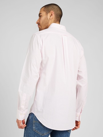 Regular fit Camicia di GANT in rosa