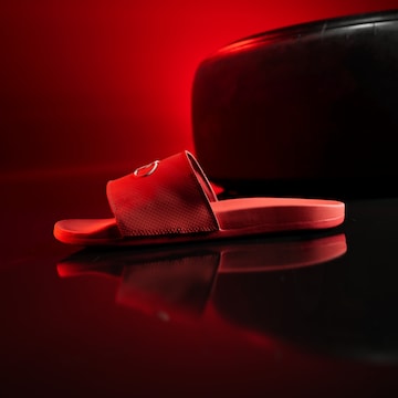 ADIDAS PERFORMANCE - Zapatos para playa y agua 'Audi F1 Team Adilette' en rojo