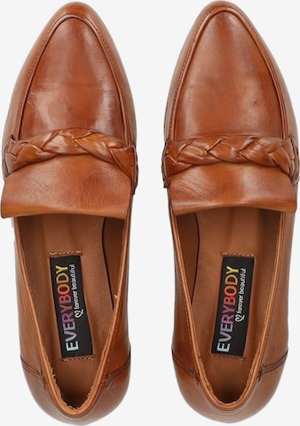 Everybody Classic Flats in Brown