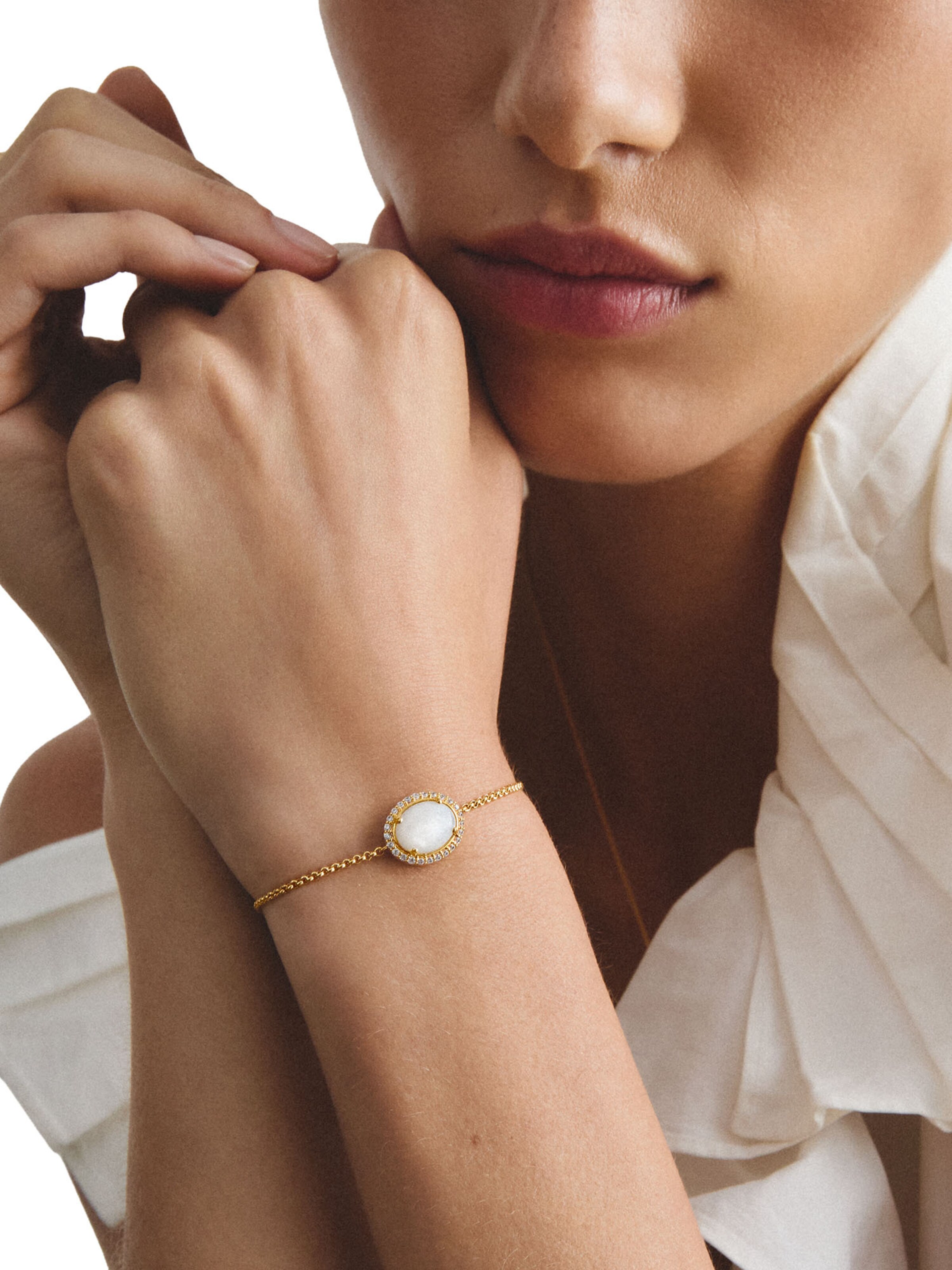 Thomas Sabo Bracelet in Gold: front