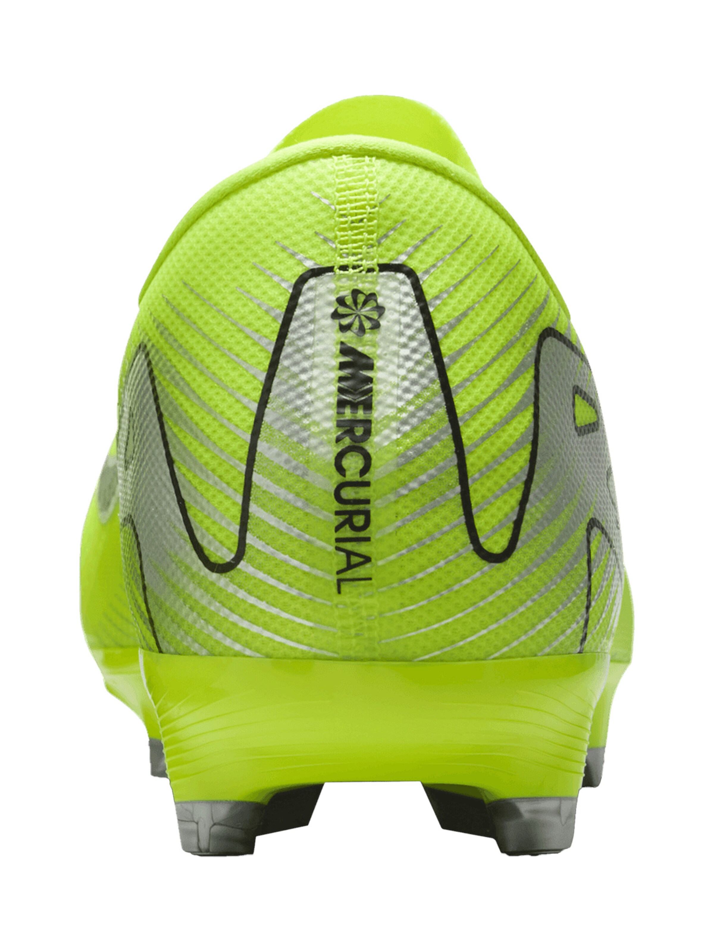 NIKE Soccer Cleats in Green