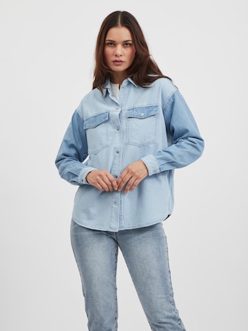 VILA Between-Season Jacket in Blue: front