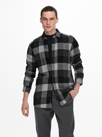 Only & Sons - Ajuste estrecho Camisa 'Gudmund' en gris: frente