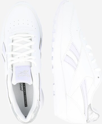 Sneaker low 'REWIND' de la Reebok pe alb