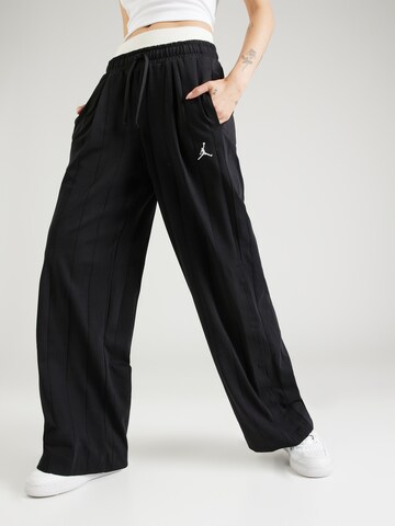 Jordan Loosefit Hose in Schwarz: Vorderseite