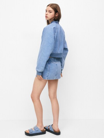 Geacă de primăvară-toamnă de la Pull&Bear pe albastru