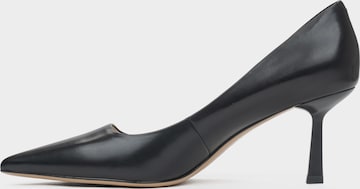 Décolleté '9289' di Estro in nero: frontale