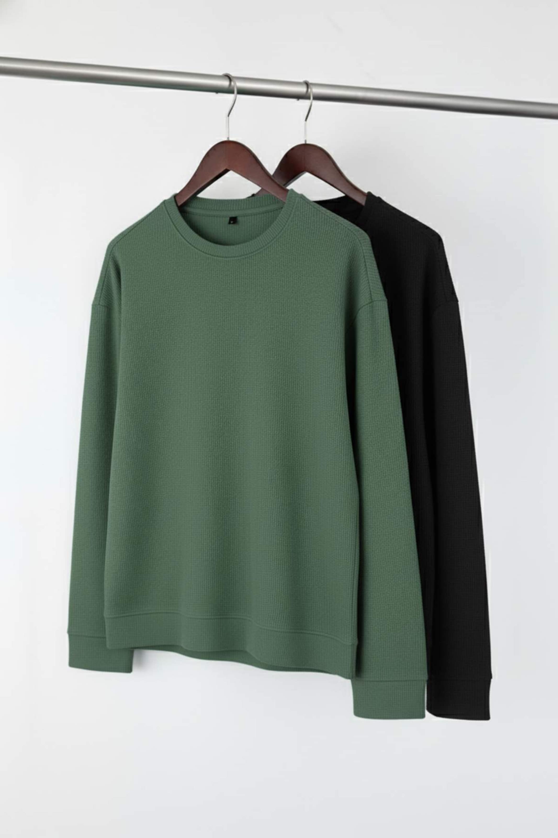 Trendyol Shirt in Green: front