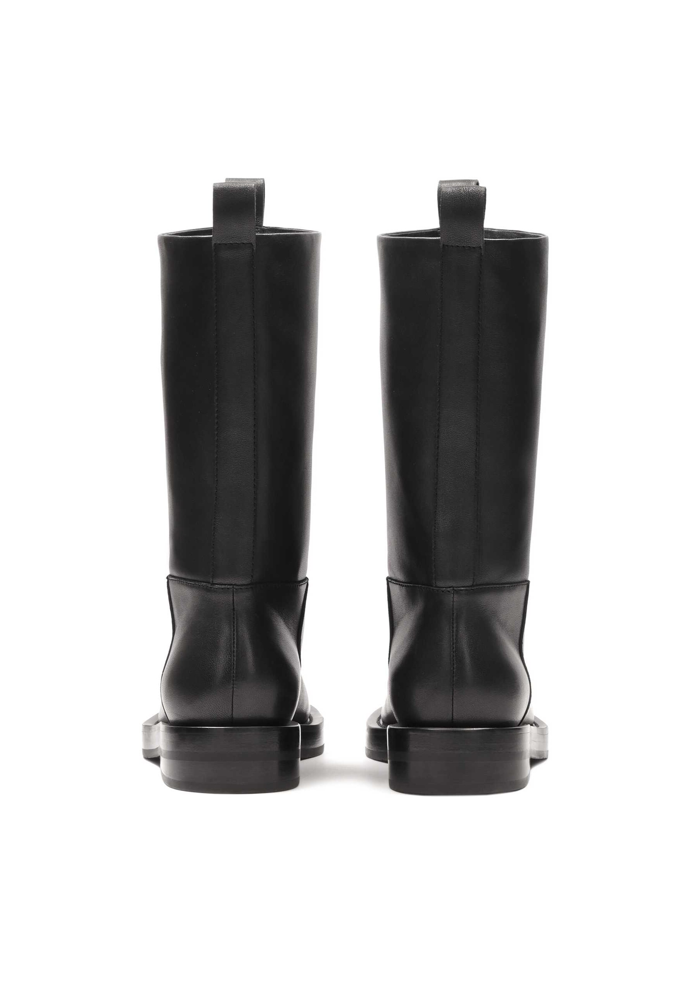 Kazar Studio Ботуши в черно