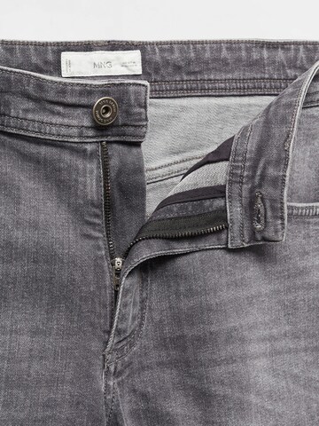 MANGO MAN Regular Jeans 'Rock' in Grey