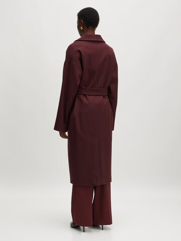 Manteau mi-saison 'Santo' EDITED en rouge
