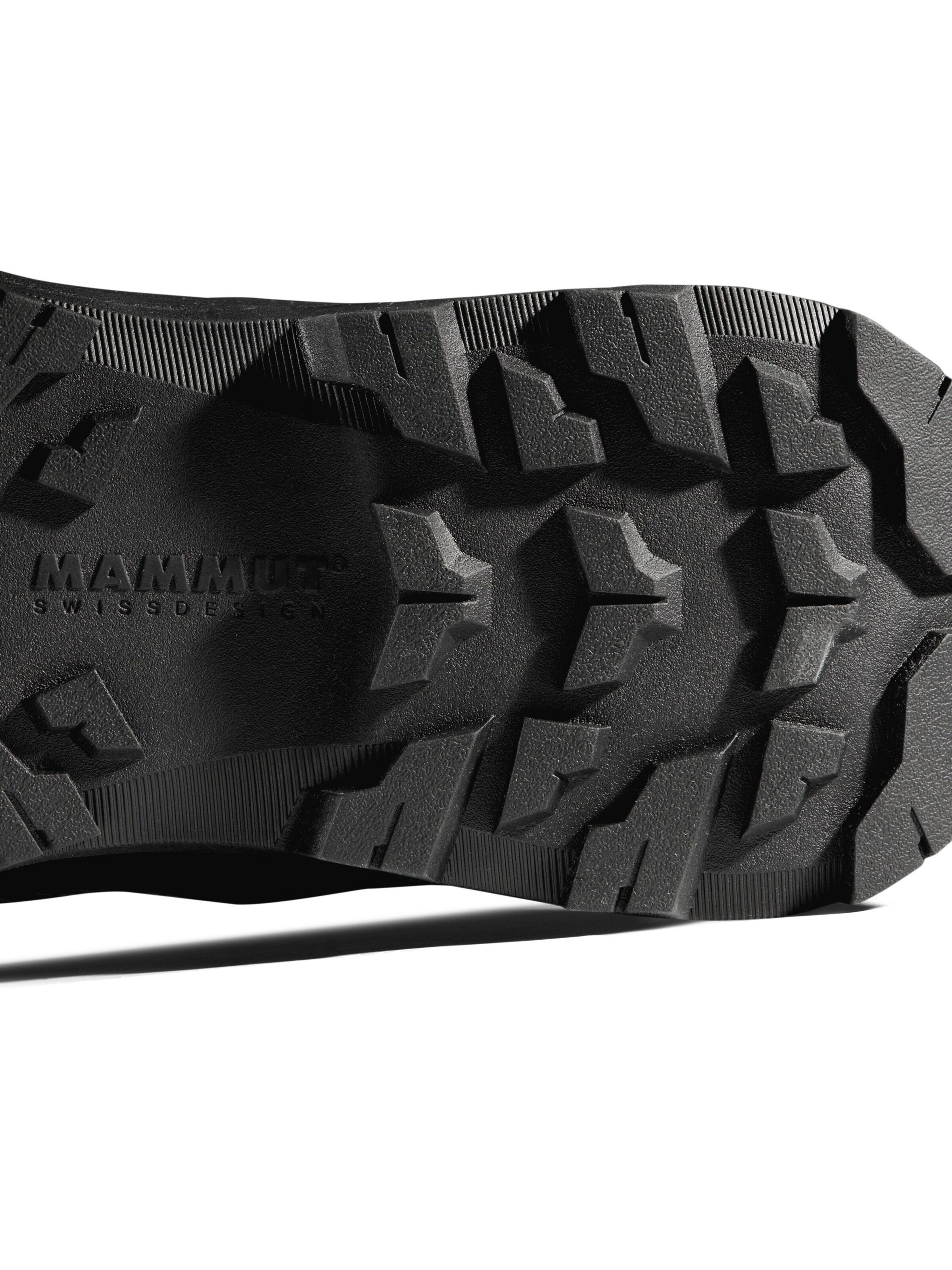 MAMMUT Flats 'Sertig III' in Black