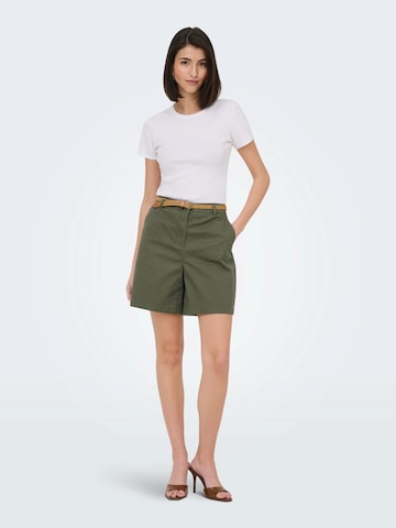 JDY Loosefit Shorts 'JDYCHICAGO' in Grün