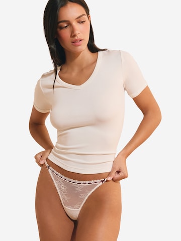 ETAM String 'Ella' in Beige
