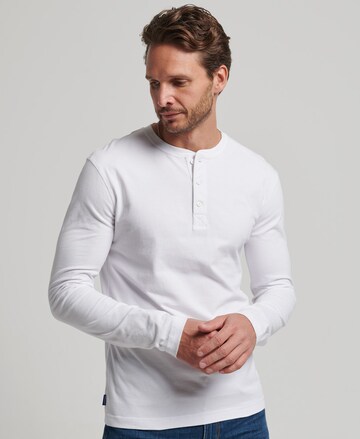 T-Shirt Superdry en blanc : devant