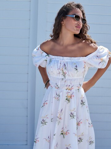 Robe Next en blanc