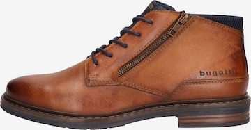 bugatti Veterboots in Bruin: voorkant