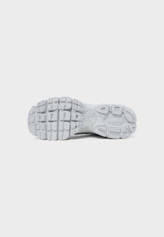 Baskets basses 'Air Max Moto 2K' Nike Sportswear en blanc