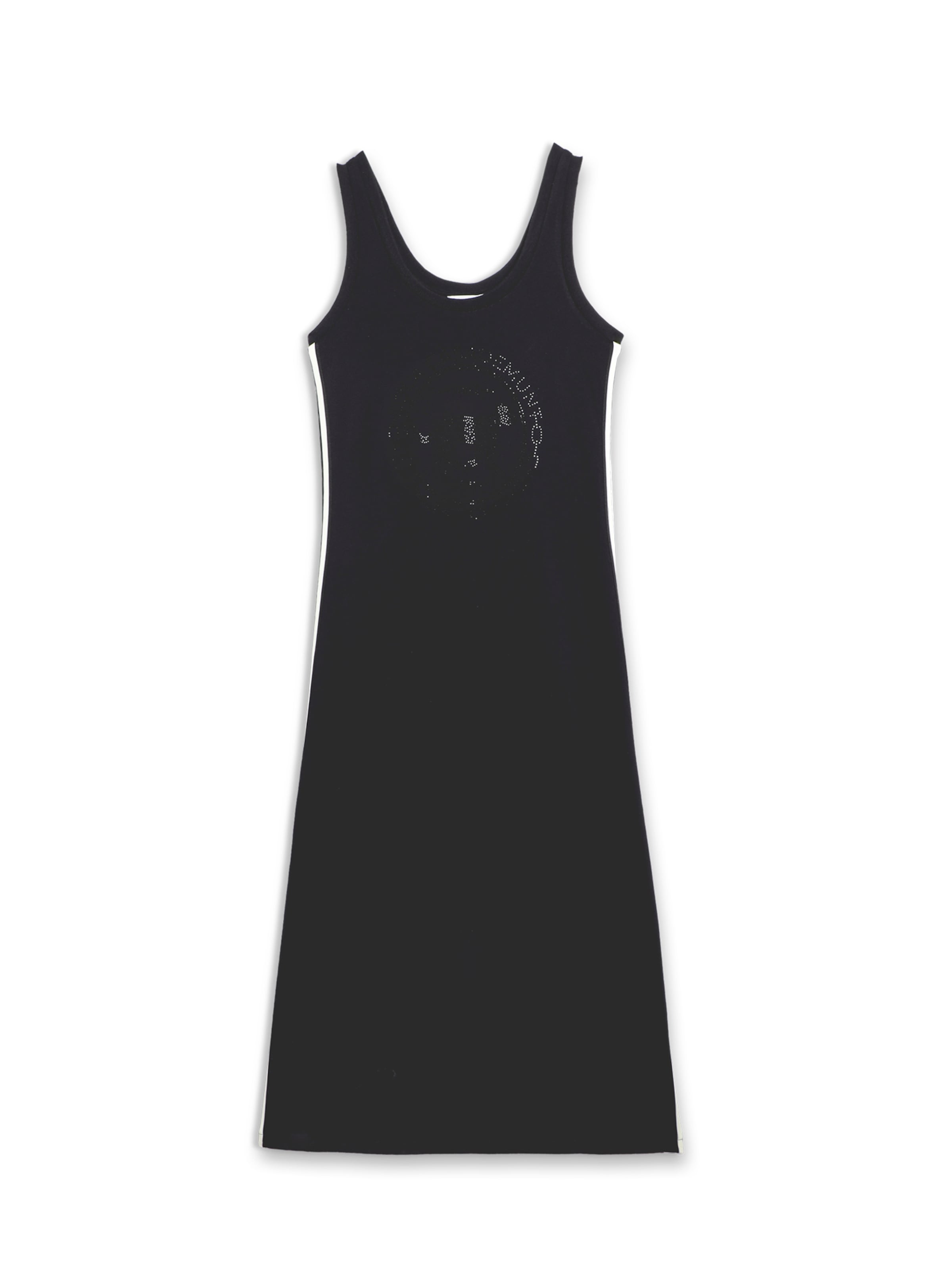 Lola Casademunt - Vestido em preto: frente