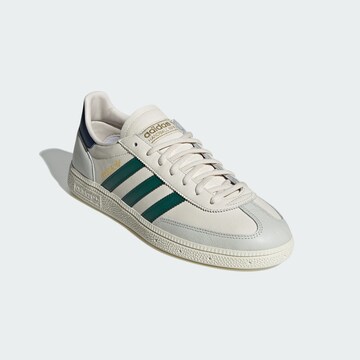 Baskets basses 'Handball Spezial' ADIDAS ORIGINALS en blanc