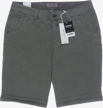 TIMEZONE Shorts in XL in Green: front