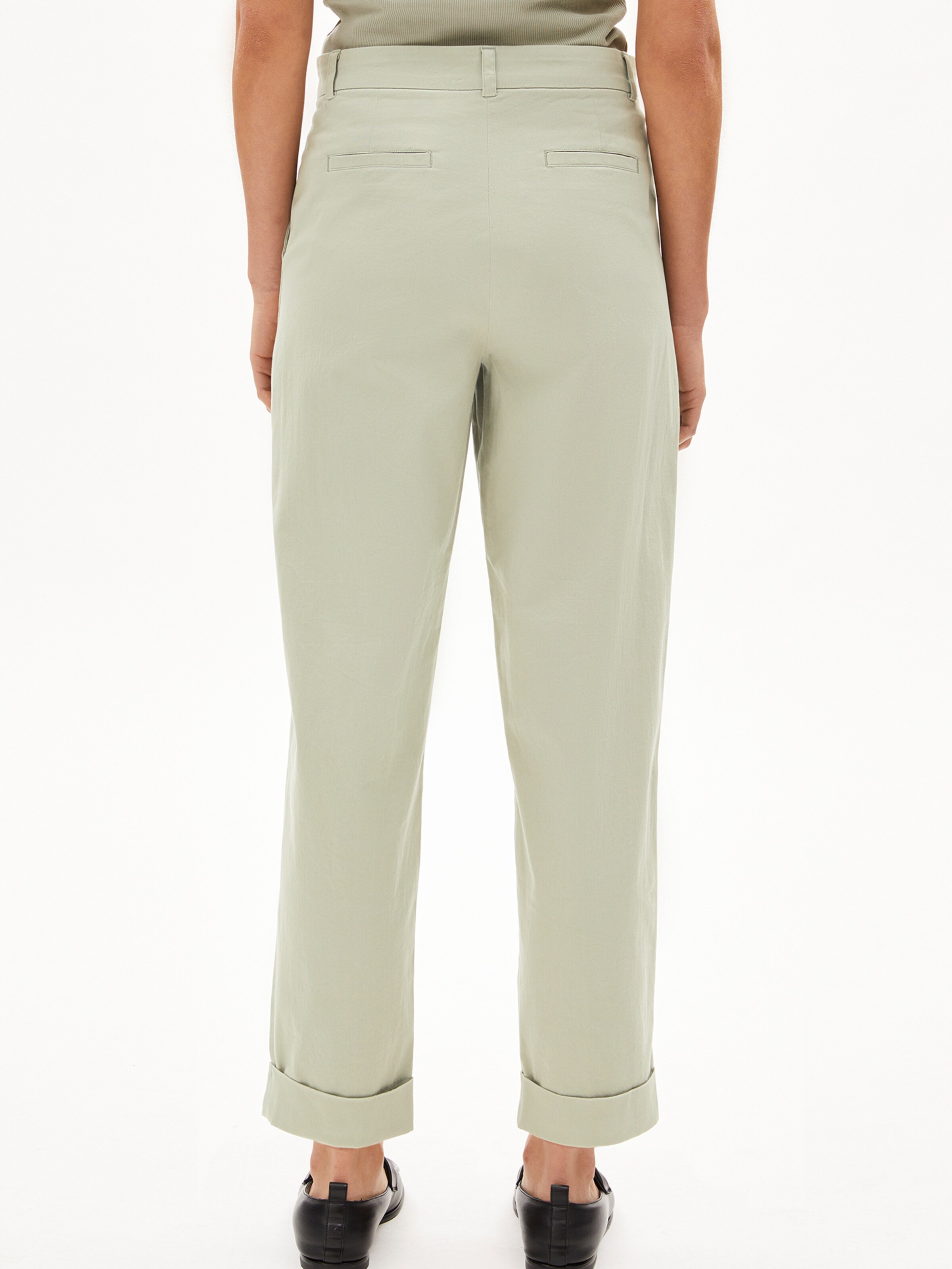 ARMEDANGELS Loose fit Trousers 'Kaadwi' in Green