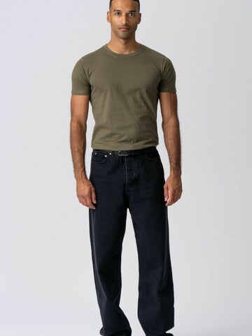 TEESHOPPEN Slim Fit Paita ' Muscle T ' värissä vihreä