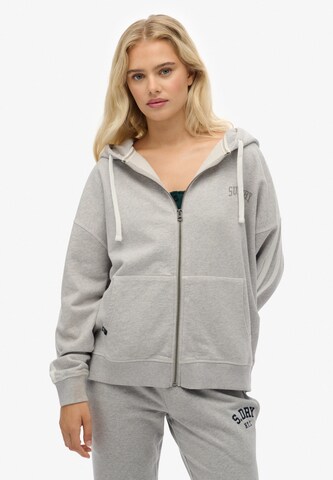 Veste de survêtement Superdry en gris : devant