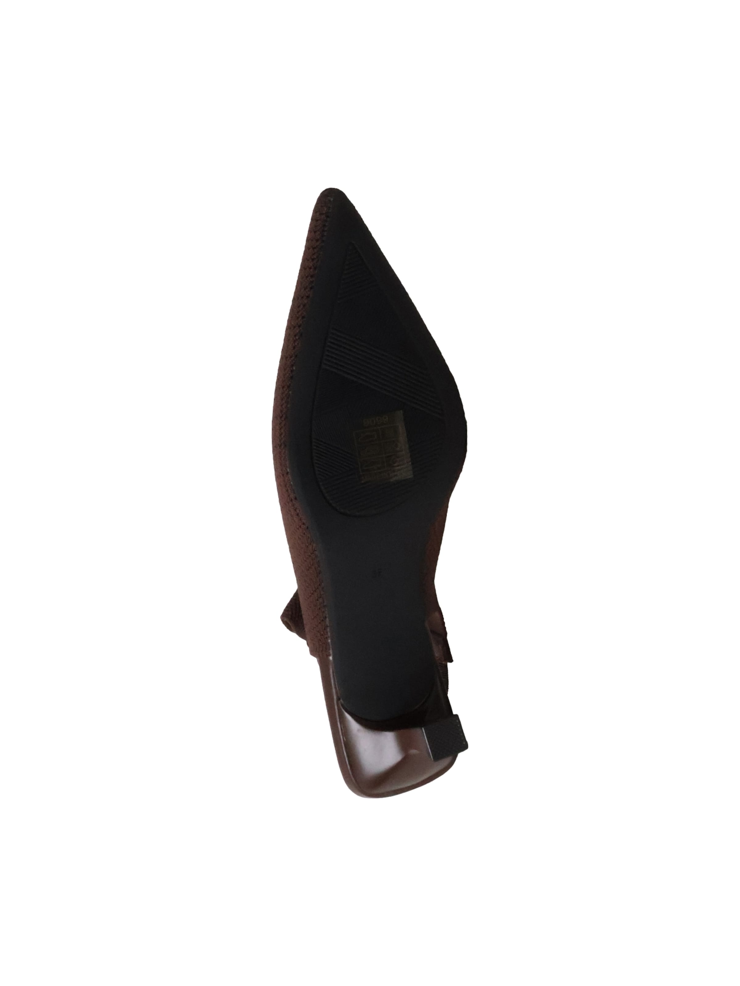 Super Mode Pumps in Gold