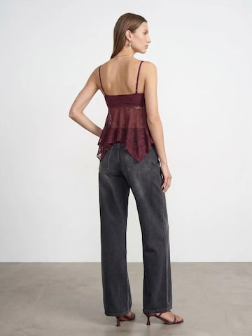 Top di Dilvin in rosso