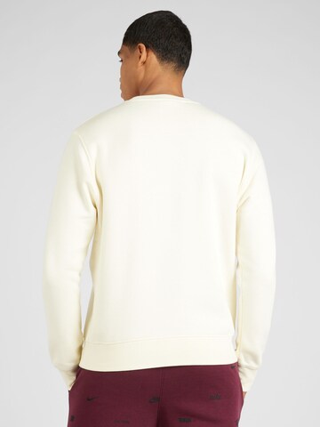 Sweat-shirt 'CLUB+' Nike Sportswear en blanc