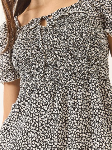 Abito di Bianco Lucci in nero