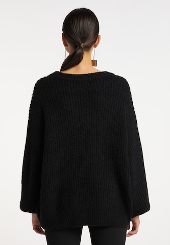 RISA Širok pulover | črna barva