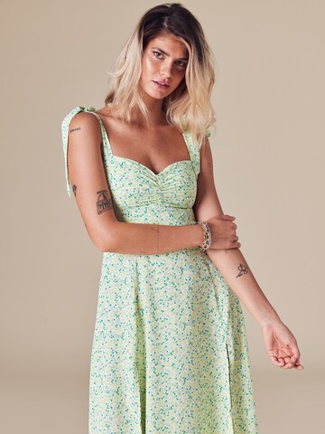 ABOUT YOU x Laura Giurcanu Dress 'Joana' in Green