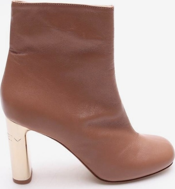 Twin Set Dress Boots in 37 in Brown: front