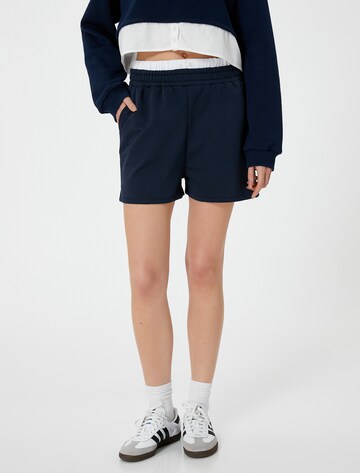 Koton Loosefit Shorts in Blau: Vorderseite