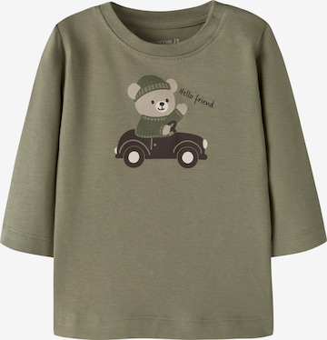 Tricou 'NBMOSMAR' de la NAME IT pe verde: față