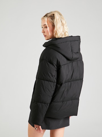 SHYX Between-season jacket 'Marou' in Black