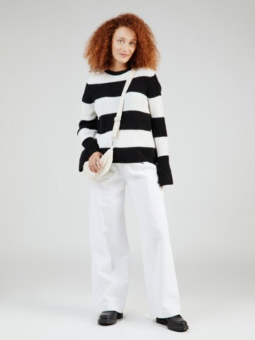 Pullover di Copenhagen Muse in nero