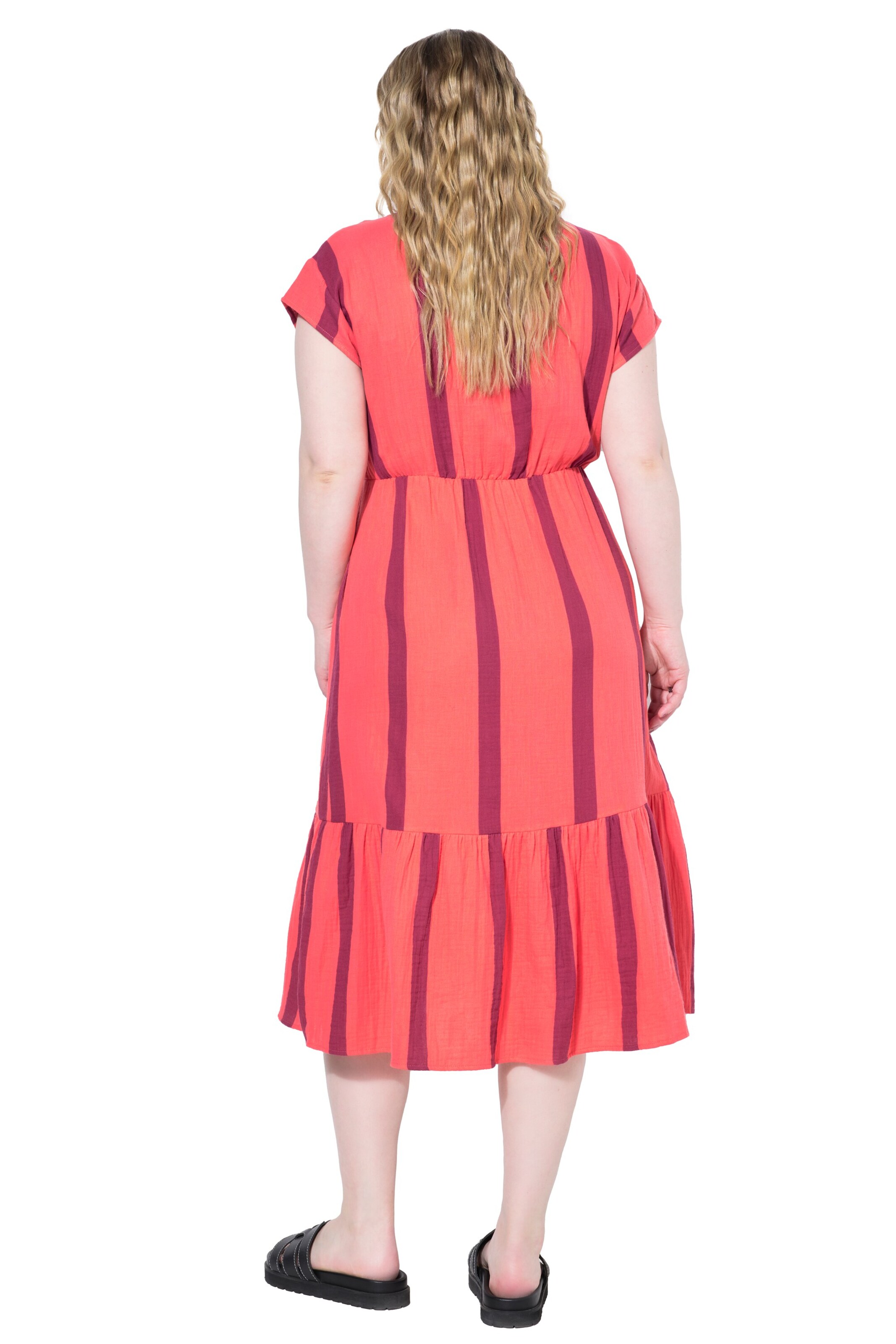 Studio Untold Dress in Red