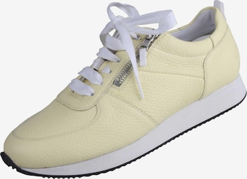 Lei by tessamino Sneakers laag 'Nadja' in Geel: voorkant