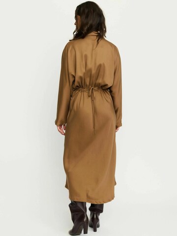Soft Rebels Jurk 'Stormy' in Bruin