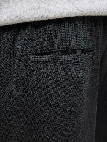 Loosefit Pantalon à pince 'JPSTBILL DIEGO' JACK & JONES en gris