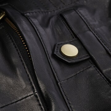 Schyia Jacket & Coat in S in Black