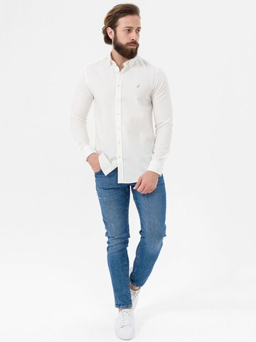 By Diess Collection Regular fit Button Up Shirt in White: front