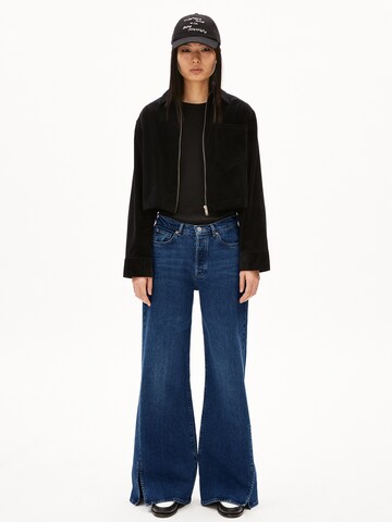 ARMEDANGELS Regular Jeans 'Libraaea' in Blauw